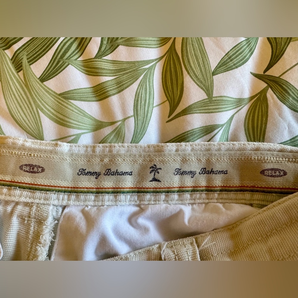 Tommy Bahama Men’s Cargo Shorts Size 34 Tencel-Cotton-Lyocell White - Picture 5 of 11